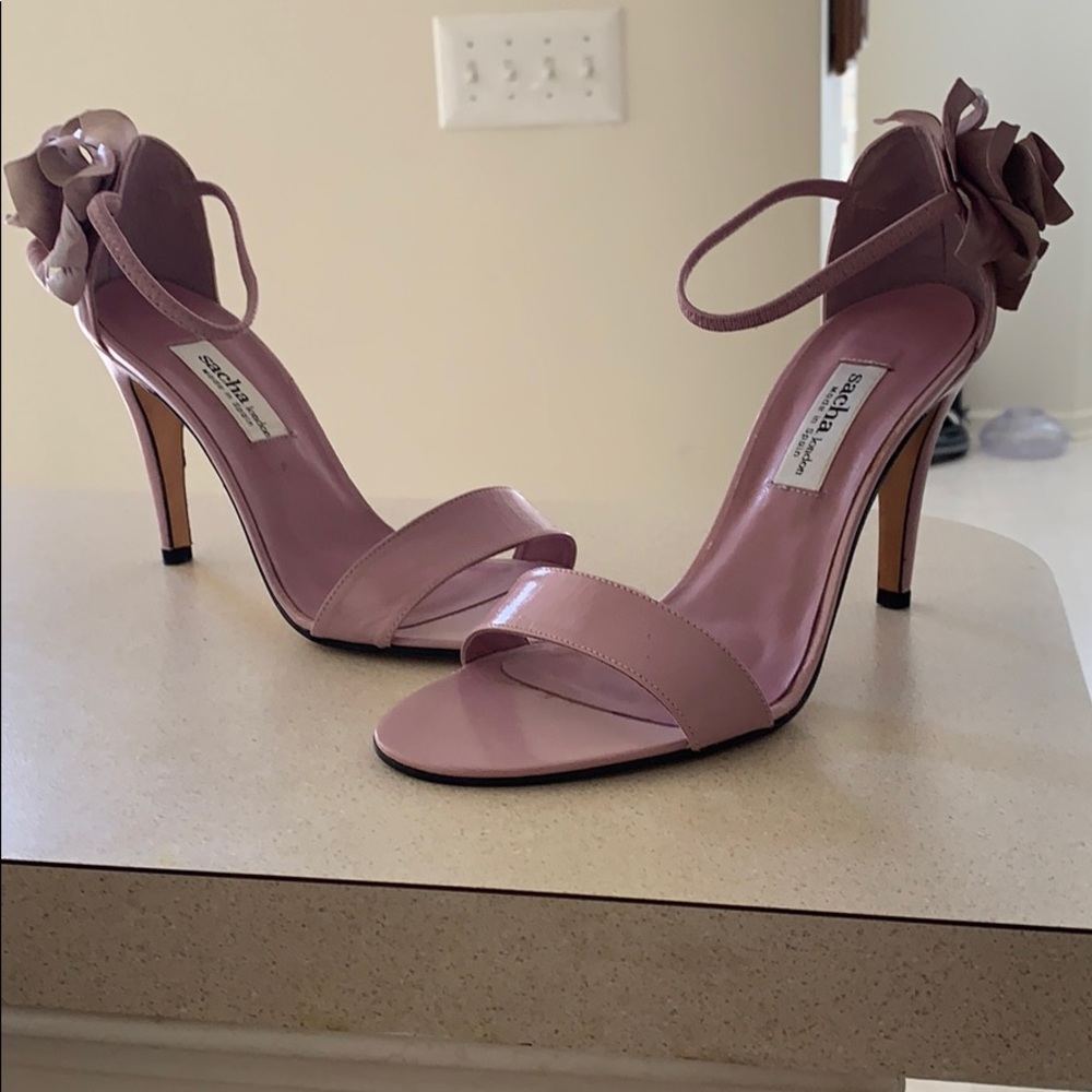 Fabulous, unique heels with flower embellishment